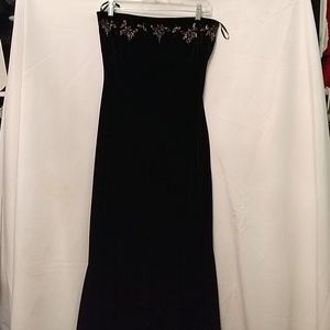 Black evening dress Scott McClintock brand